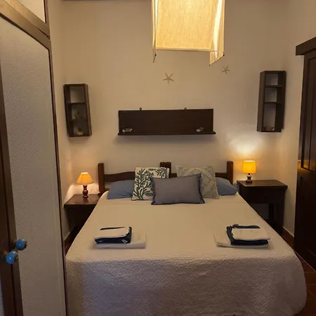 Casa L'orizzonte Azzurro 펜션 풀라