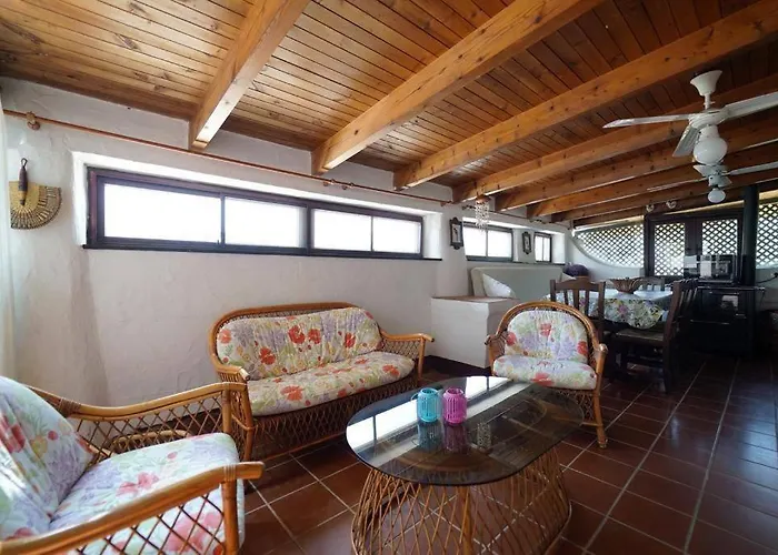 Semesterbostad Casa L'orizzonte Azzurro *